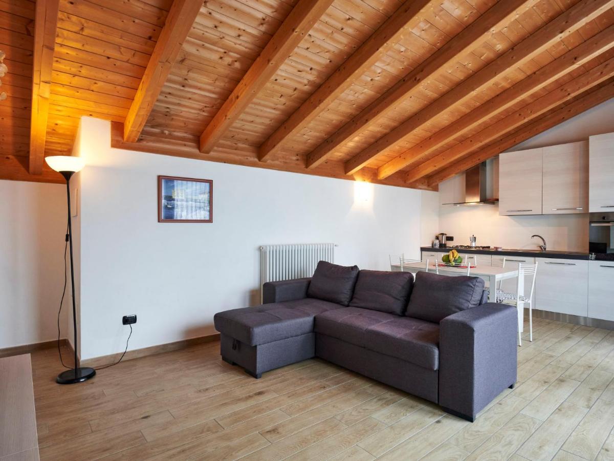 Holiday Home Villa Giulia By Interhome デルヴィオ エクステリア 写真