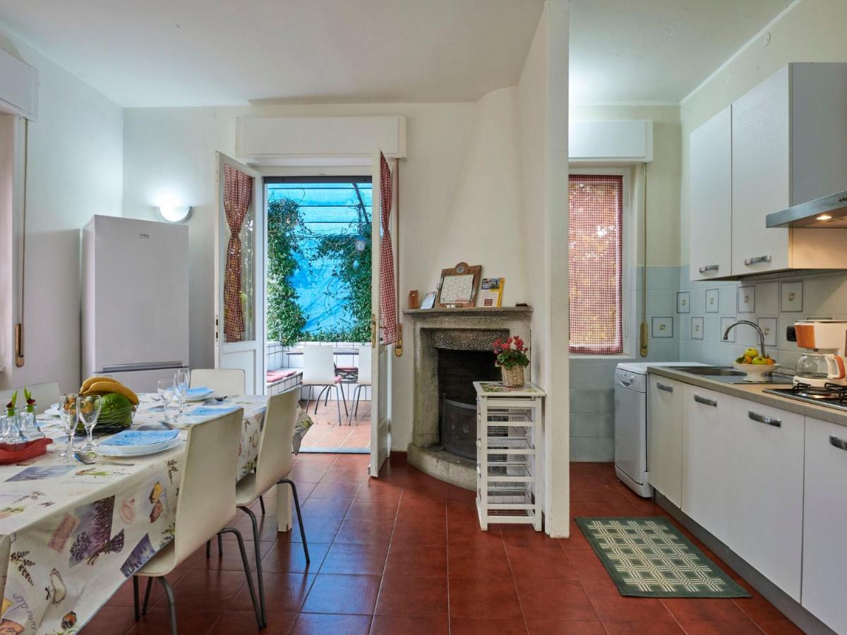 Holiday Home Villa Giulia By Interhome デルヴィオ エクステリア 写真