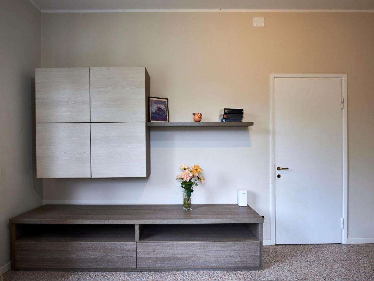 Holiday Home Villa Giulia By Interhome デルヴィオ エクステリア 写真